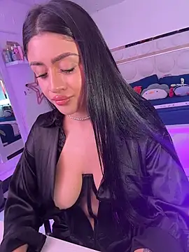 دردشة lucianaroy الجنسية المباشرة