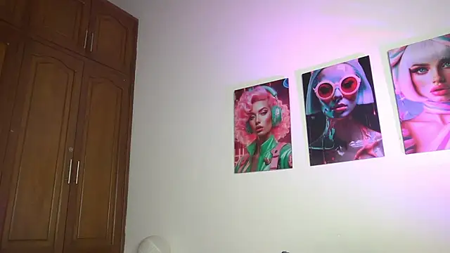 pocahotass_11のライブXXXチャット