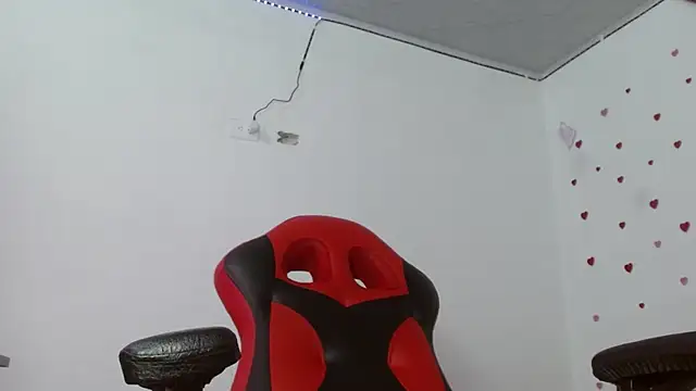 Czat XXX na żywo – Caius_fox