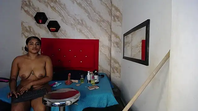 issa__love – Naživo XXX chat