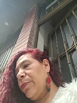 Scarlet_curly8a Webcam-Show