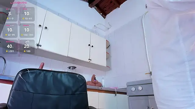 دردشة BustyGlow الجنسية المباشرة