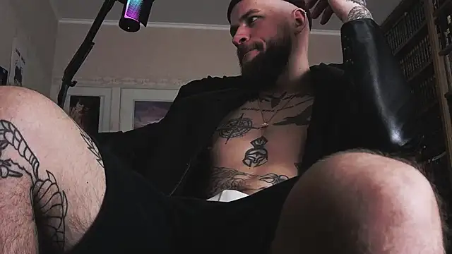 FindomJason Show in webcam