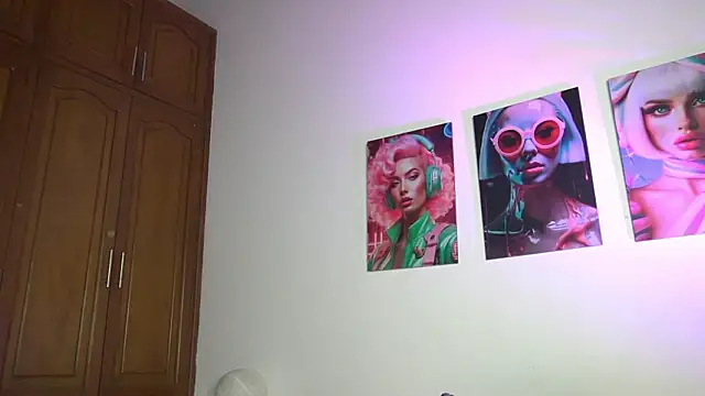 pocahotass_11 লাইভ XXX চ্যাট