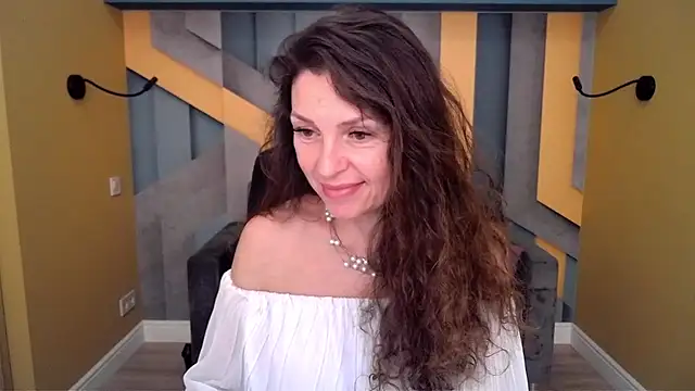 EllaLong Live XXX-chat