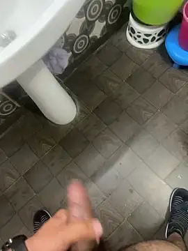 Jakericky5: διαδικτυακό σόου στην κάμερα