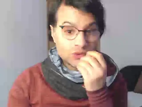 Show modela wildpussycat23 na web-kameri