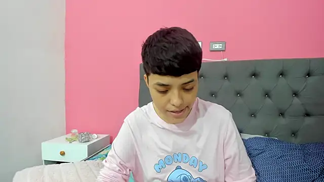 Онлайн чат XXX ariloe_quintero