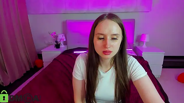 Kira__Sweet Adlı Modelin Canlı XXX Sohbeti