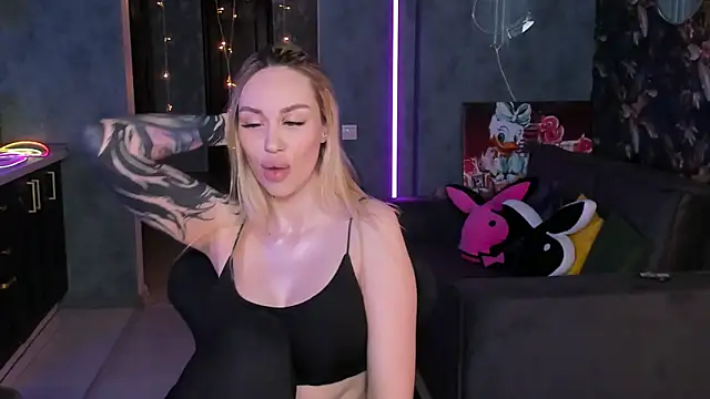 BlckmirrorrのライブXXXチャット