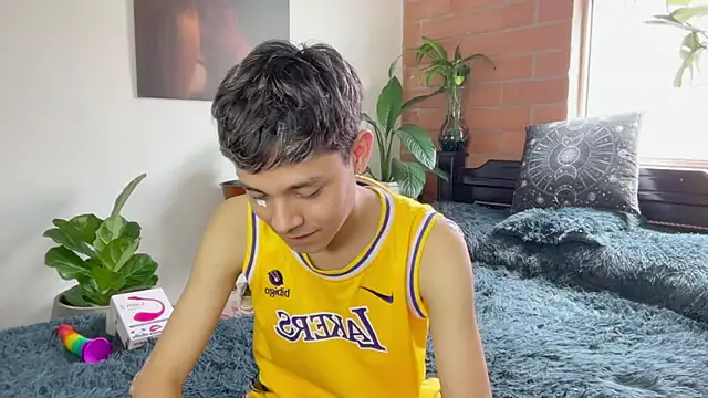 Andy_Belier23 – Naživo XXX chat