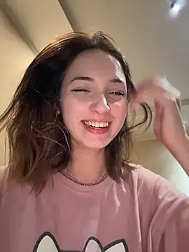 XXX chat uživo modela DollyTall