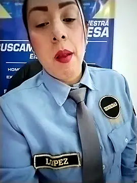 CRISTAL__11 Adlı Modelin Canlı XXX Sohbeti