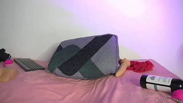 pocahotass_11's Live XXX Chat