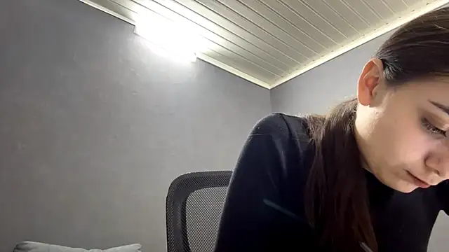 SarahHeadlyn Live XXX chat