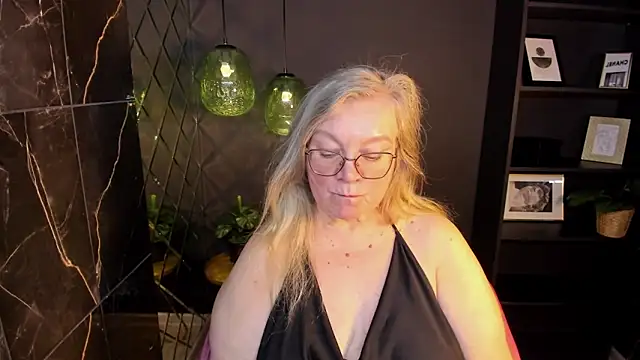 NataliMellow's Live XXX Chat