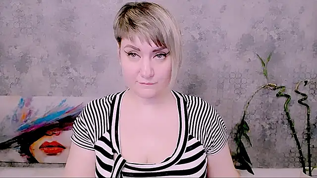 Chat +18 de Djullia ao vivo