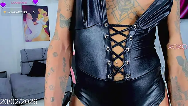 Nella_Dolls' Live XXX Chat