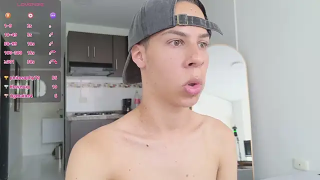 Show modela grey___27 na web-kameri