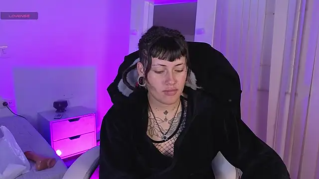 _sharlotte777: онлайн-секс-чат