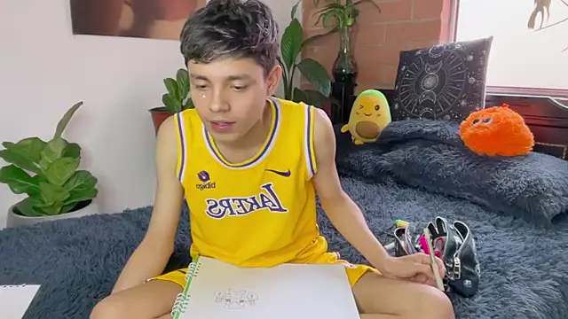 Онлайн чат XXX Andy_Belier23