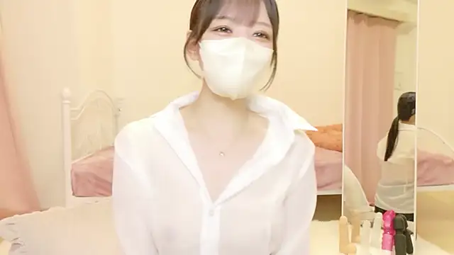 roachan_ élő XXX-chatje