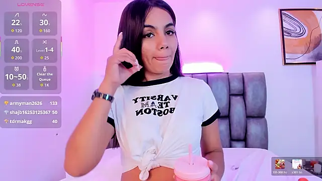 martina_mancini's Live XXX Chat