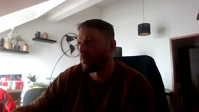 Chat +18 de BennyLommy ao vivo