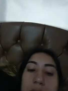 Hellen_Alex Adlı Modelin Canlı XXX Sohbeti