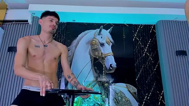 Pokazy przed kamerką – Iam_Steven