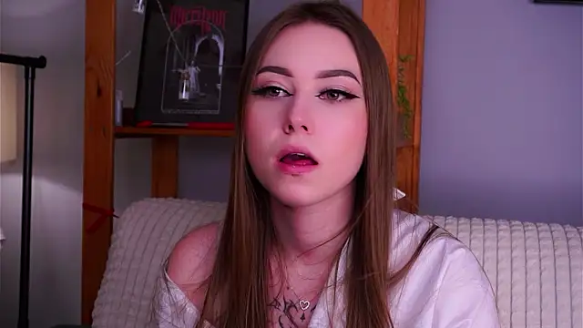 LorileeRuetz Live XXX-chat