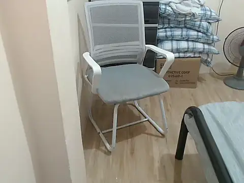 xTheLastVIRGINxのライブXXXチャット