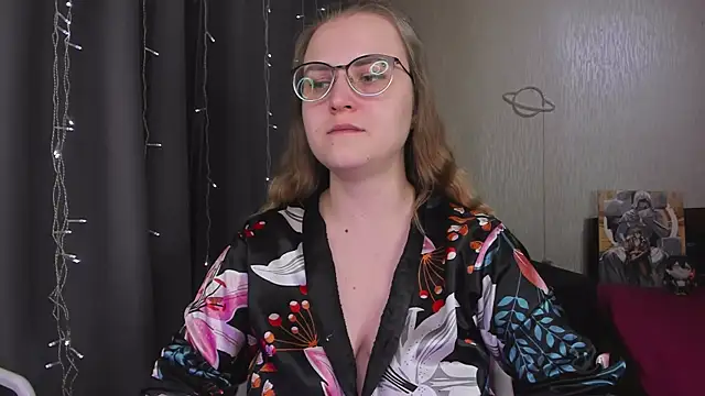 MissBrightShine's Live XXX Chat