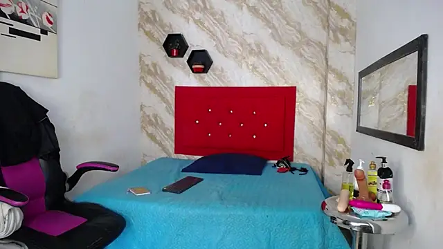 issa__love 现场XXX聊天