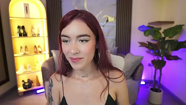 TessaaFox élő XXX-chatje