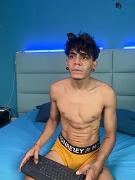 abrilandjulian's Webcam Show