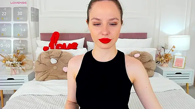 دردشة MonaRicci الجنسية المباشرة