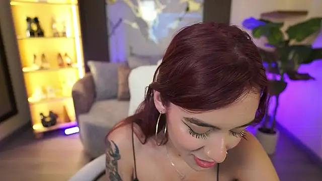 Chat +18 de TessaaFox ao vivo