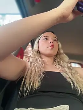 Irisweet_ 现场XXX聊天