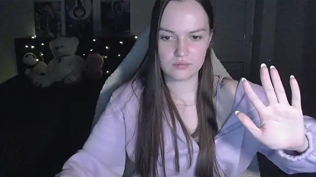 Chat +18 de Little_flowers ao vivo