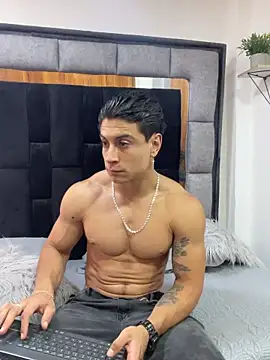 MR_MUSCLE Live XXX Chat