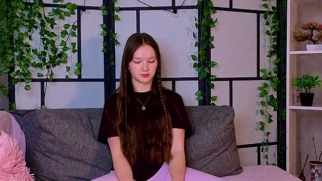 MelvinaEbner 现场XXX聊天