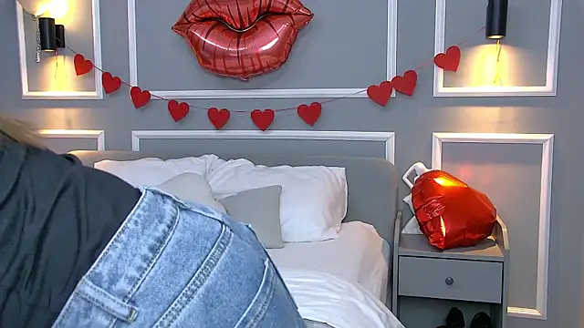 NatalieCroft 现场XXX聊天