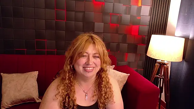 MilfArlet's Live XXX Chat