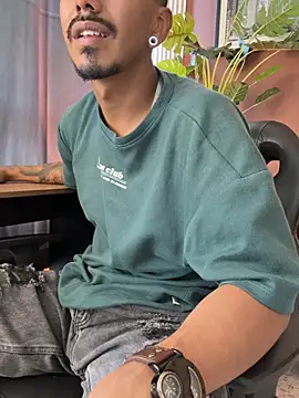 Latinmoster_boss Live XXX Chat