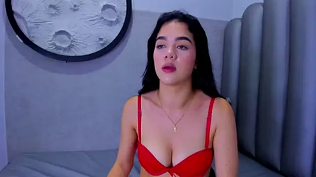 Chatroom XXX en direct de Luna__02