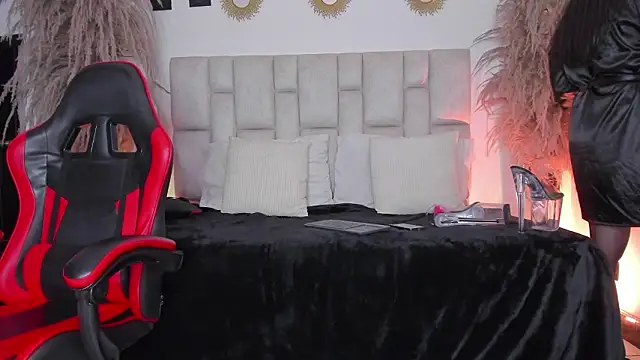 แชท XXX สดของ spicy_white_