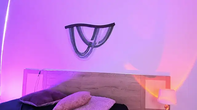 Damiian20_: διαδικτυακό σόου στην κάμερα