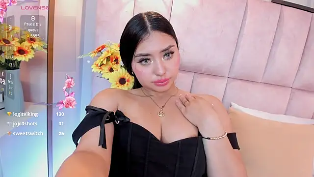 Ary_evans__ – Naživo XXX chat