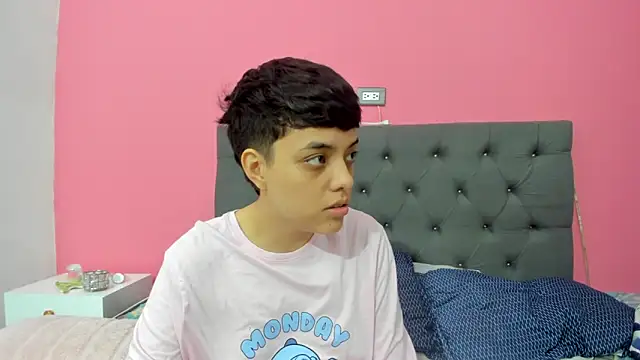 Онлайн чат XXX ariloe_quintero